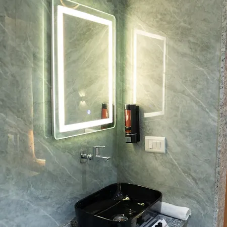 Privilon Hotel Iscon-3